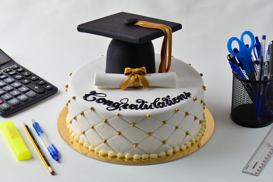 Principios para hacer pasteles de graduación